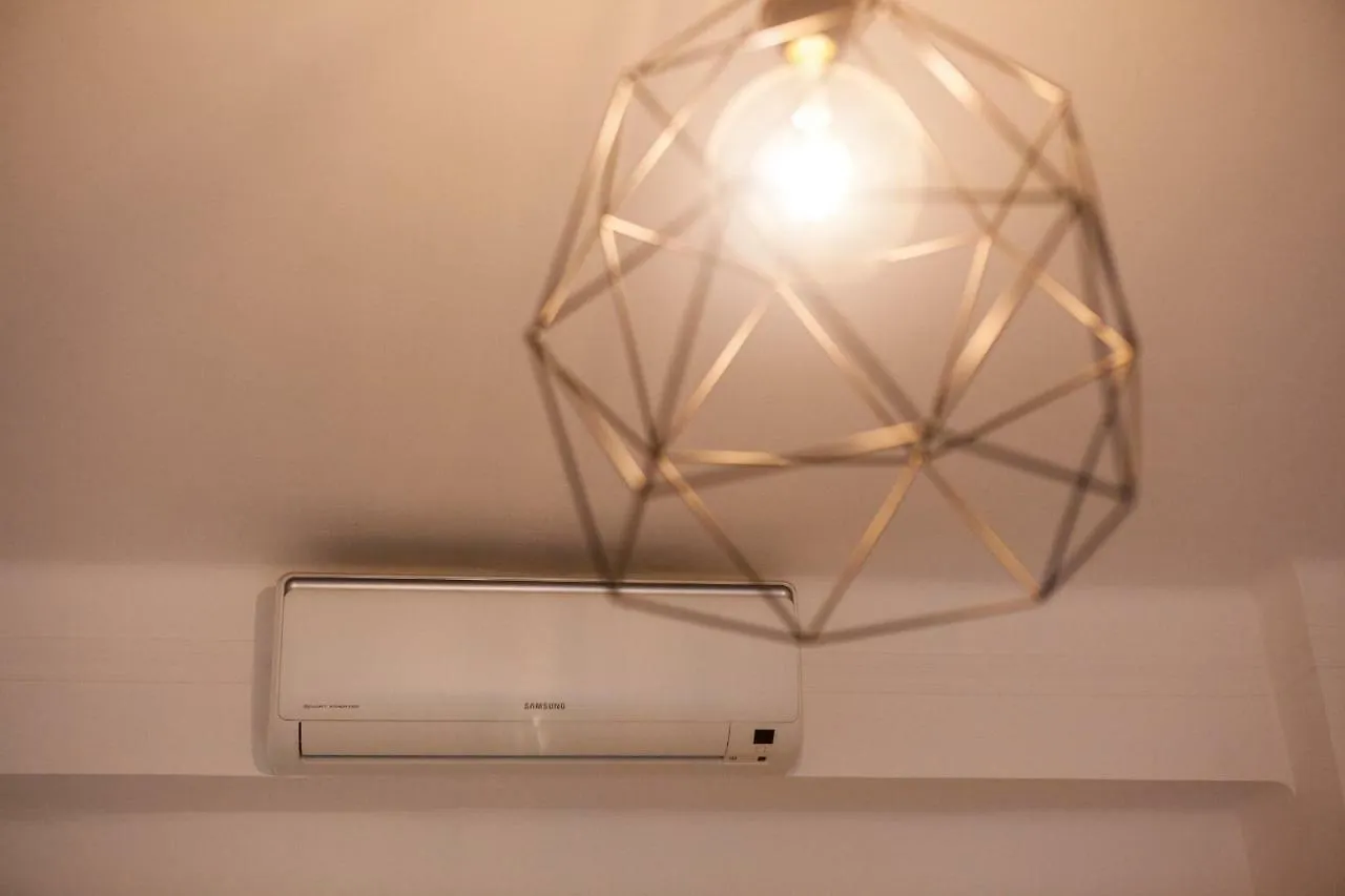 Casa Liberta - Downtown Modern Apartment With Airconditioning Sanremo