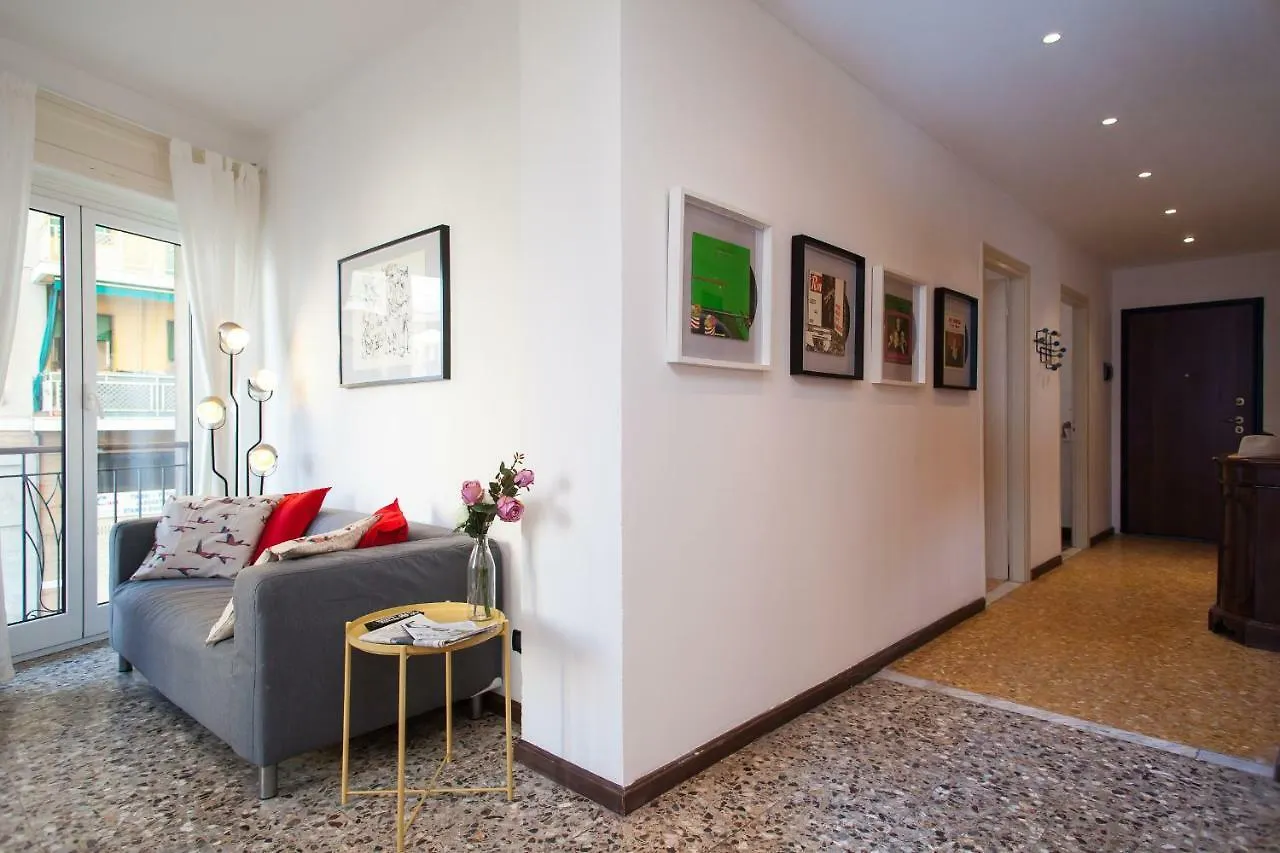 Casa Liberta - Downtown Modern Apartment With Airconditioning Sanremo
